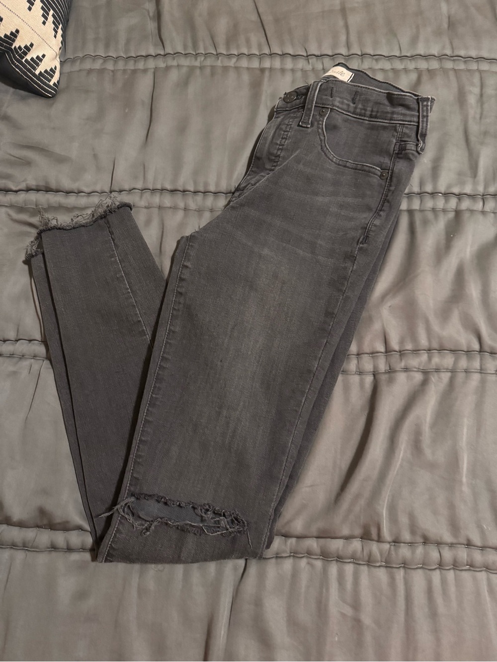 Madewell 9” High Rise Skinny Distressed Jean